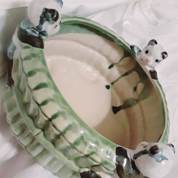 Vintage Panda Bear Planter Pot Holder - Picture 4 of 10